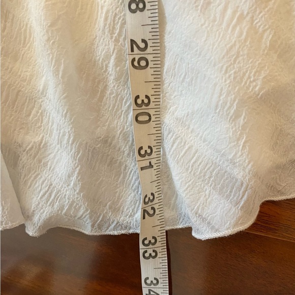 Women’s White Tiered Puff Sleeve midi Dress size medium - Picture 8 of 8